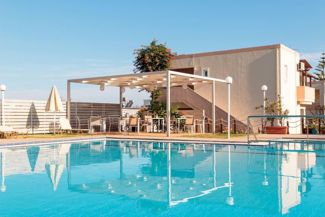 Agia MarinaCharming And Comfy Houseアパートメント エクステリア 写真