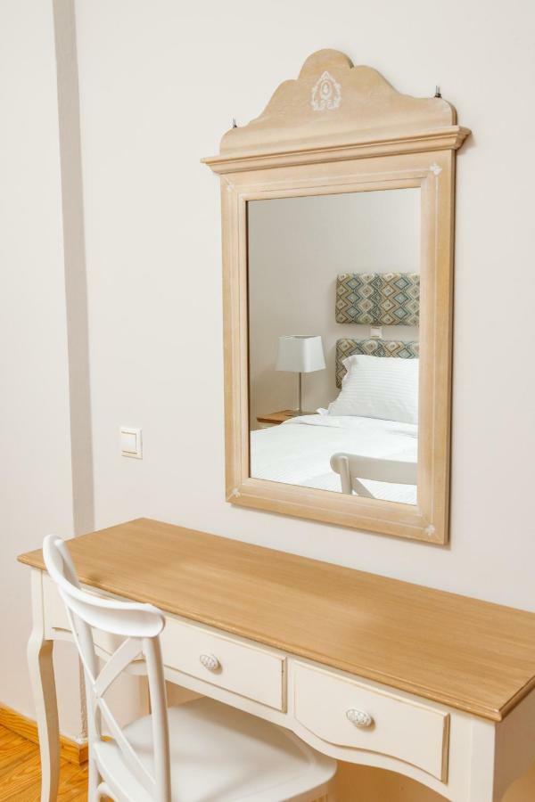 Agia MarinaCharming And Comfy Houseアパートメント エクステリア 写真